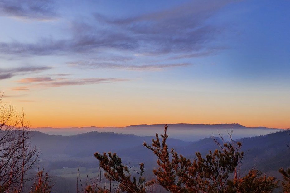 Hot Tub Electrical for Pigeon Forge Rental Cabins: Keeping the Amenity Bookable